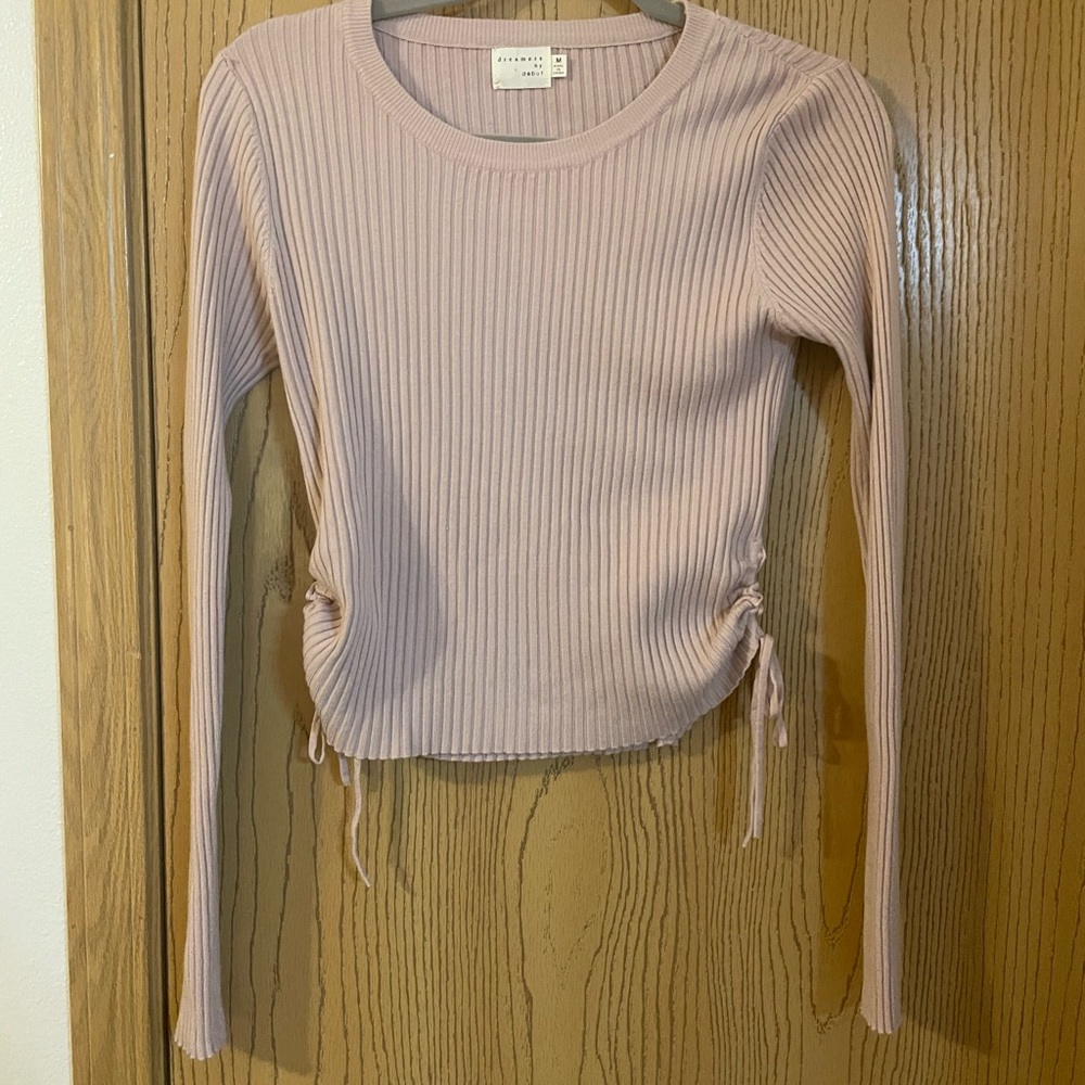 pink sweater